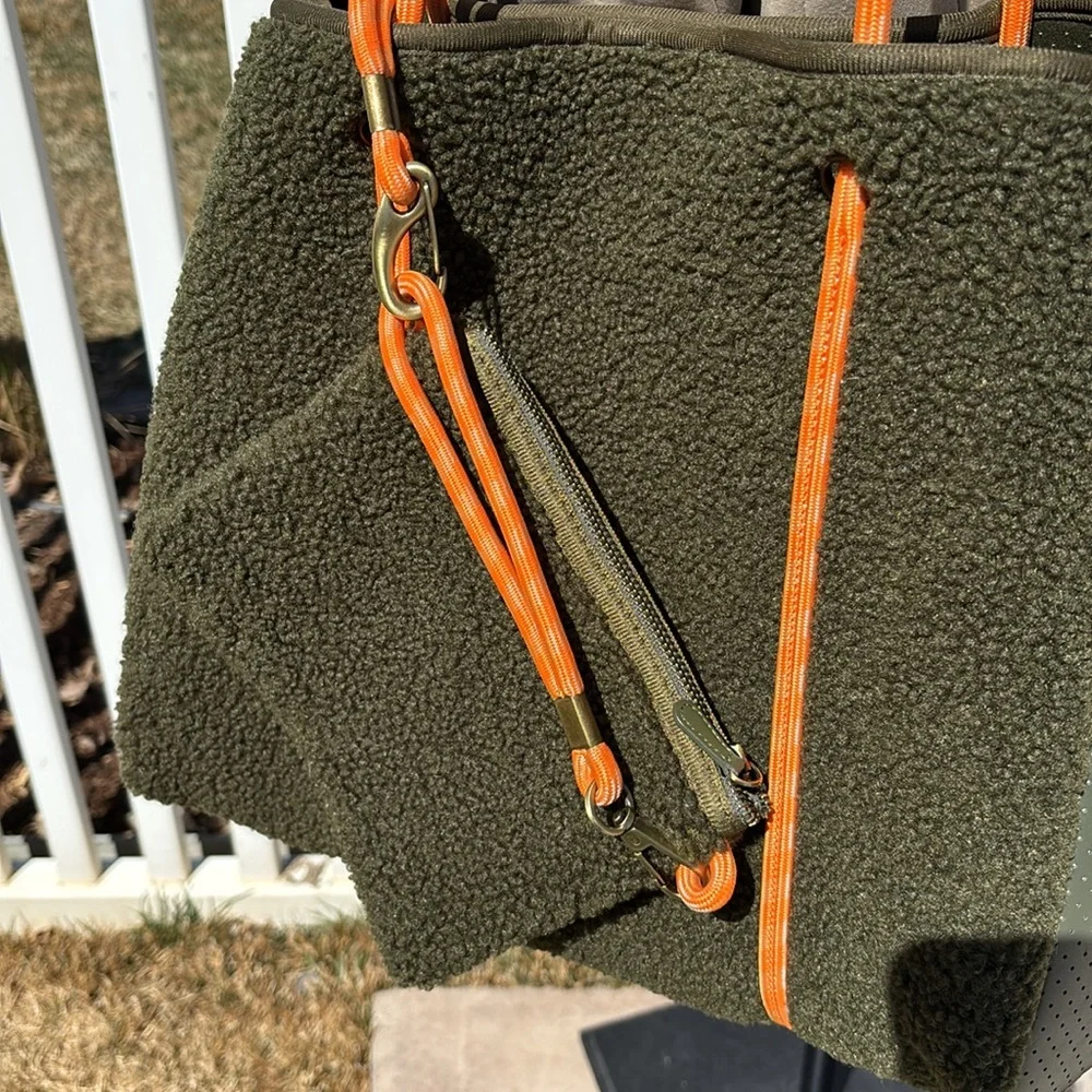 Anthropologie Green Faux Sheepskin Large Tote, with Pouch - Picture 5 of 9